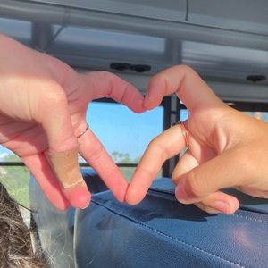 Meet your Posher, Sienna